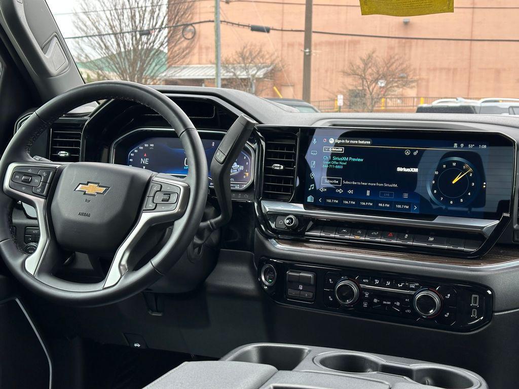used 2025 Chevrolet Silverado 1500 car, priced at $39,276