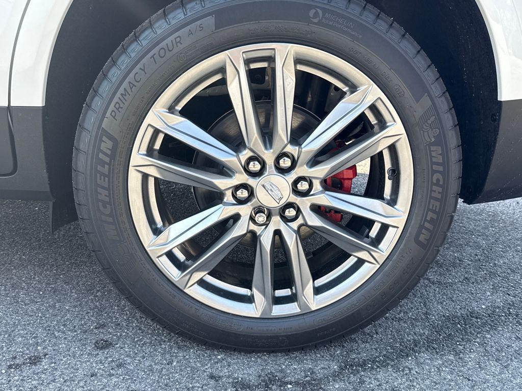 new 2026 Cadillac XT5 car, priced at $68,179