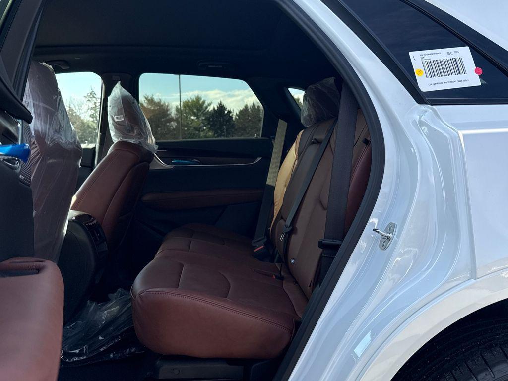 new 2026 Cadillac XT5 car, priced at $68,179