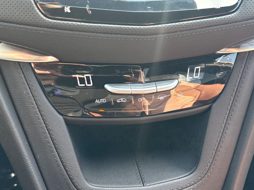 new 2026 Cadillac XT5 car, priced at $68,179