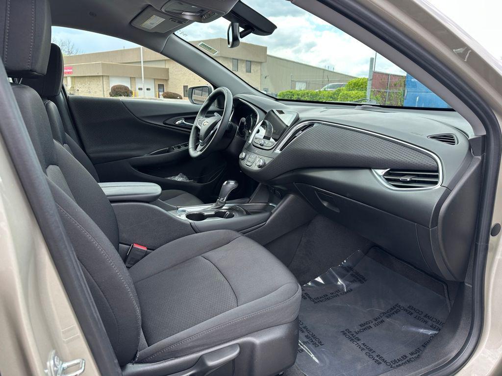 used 2016 Chevrolet Malibu car, priced at $11,276