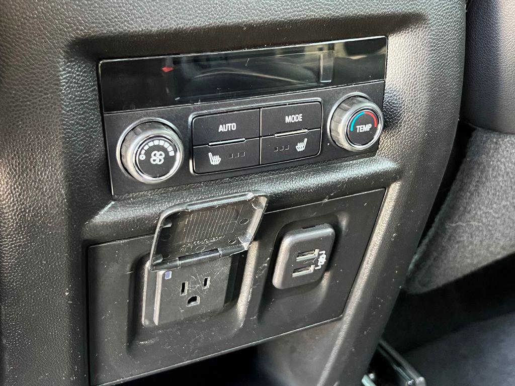 used 2024 Chevrolet Traverse car, priced at $39,776