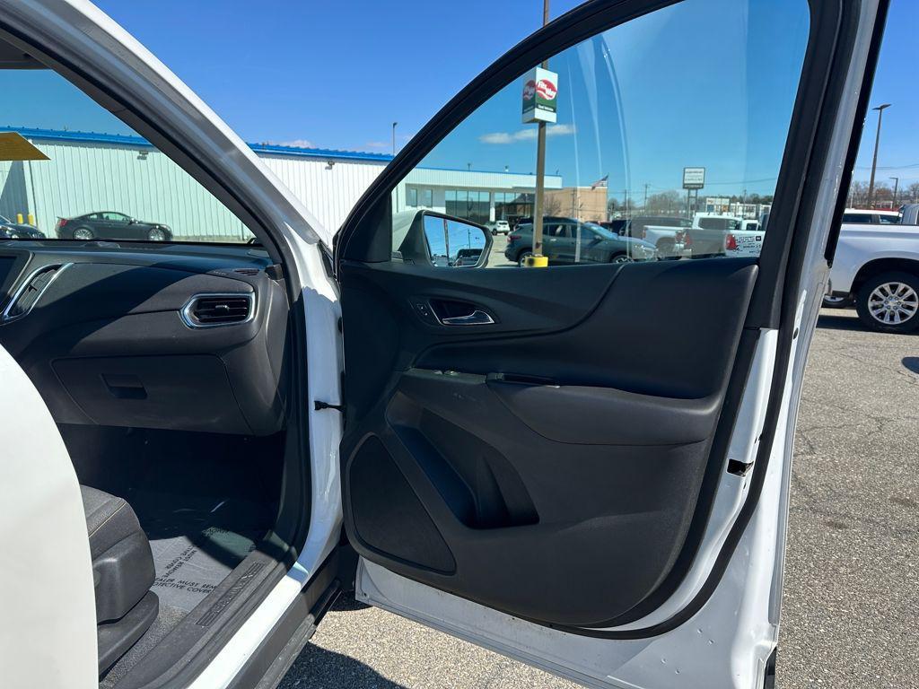 used 2020 Chevrolet Equinox car, priced at $12,977
