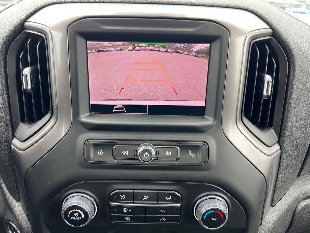 used 2025 Chevrolet Silverado 1500 car, priced at $33,776