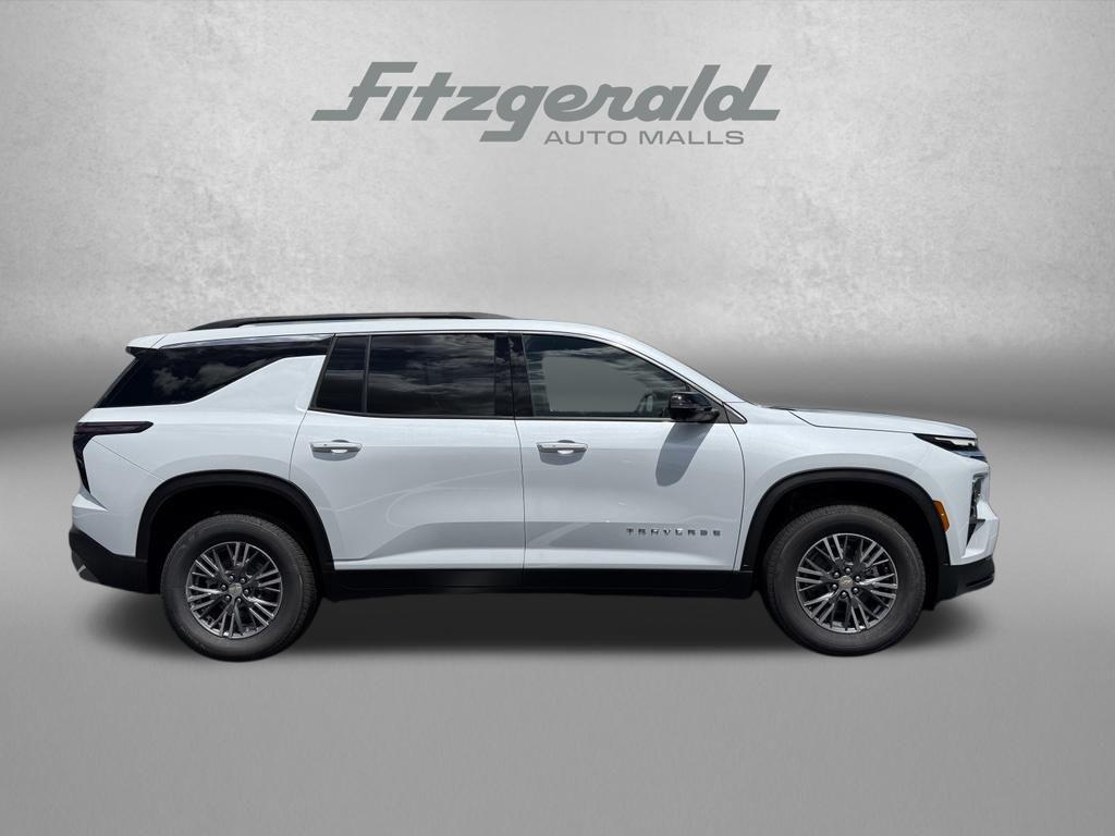 new 2026 Chevrolet Traverse car, priced at $45,660