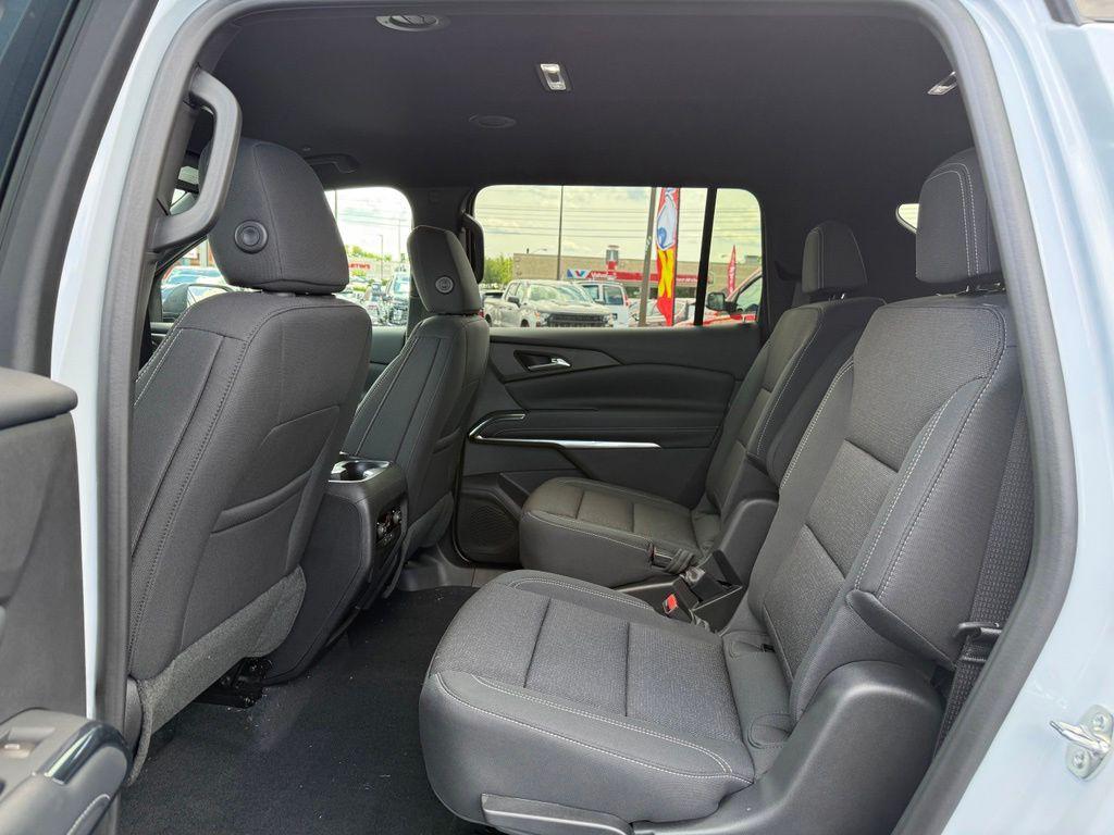 new 2026 Chevrolet Traverse car, priced at $45,660