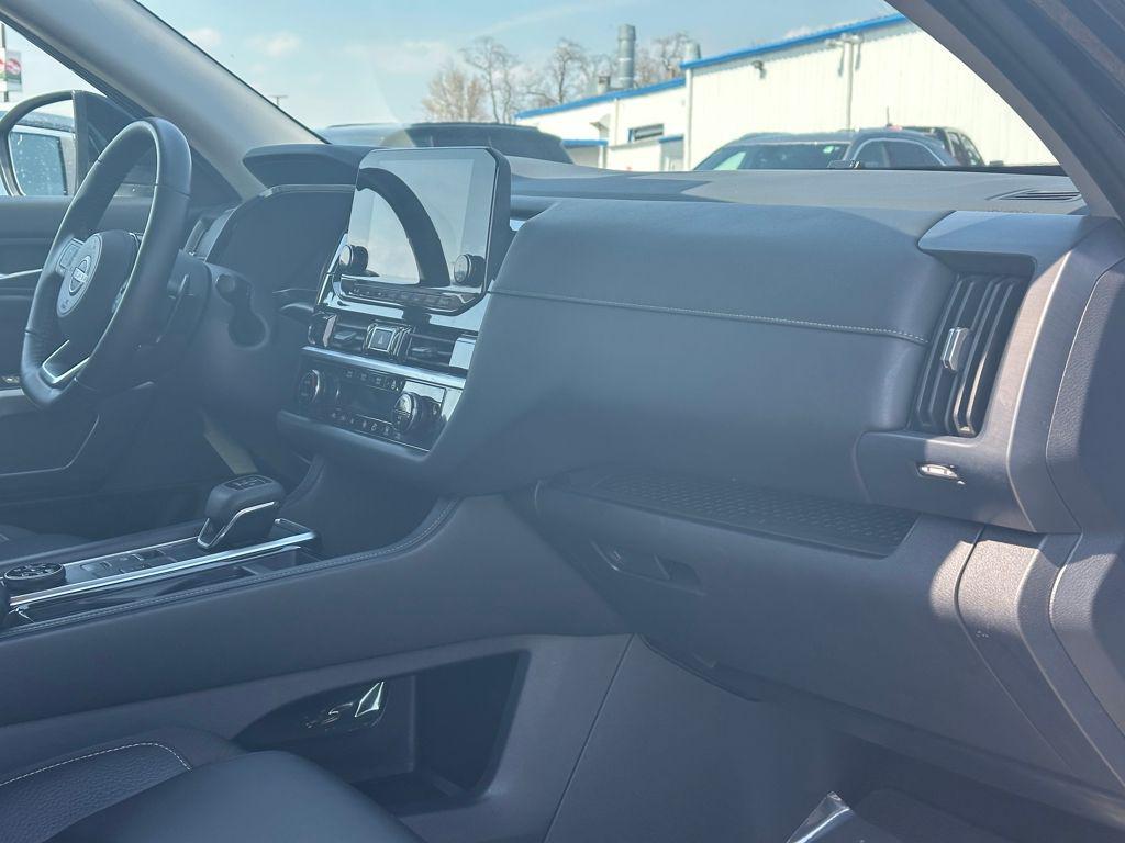 used 2025 Nissan Pathfinder car, priced at $37,276