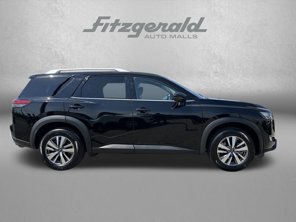 used 2025 Nissan Pathfinder car, priced at $37,276