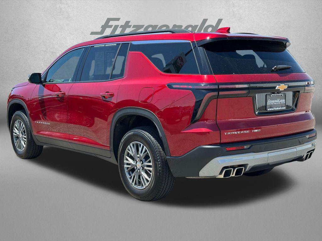 used 2026 Chevrolet Traverse car, priced at $44,076