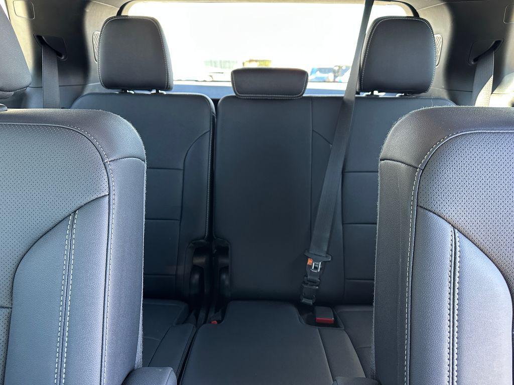 used 2026 Chevrolet Traverse car, priced at $44,076