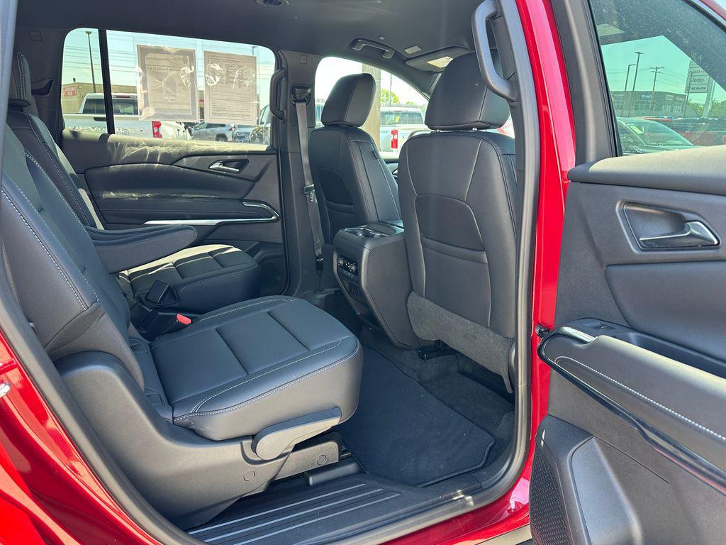 used 2026 Chevrolet Traverse car, priced at $44,076