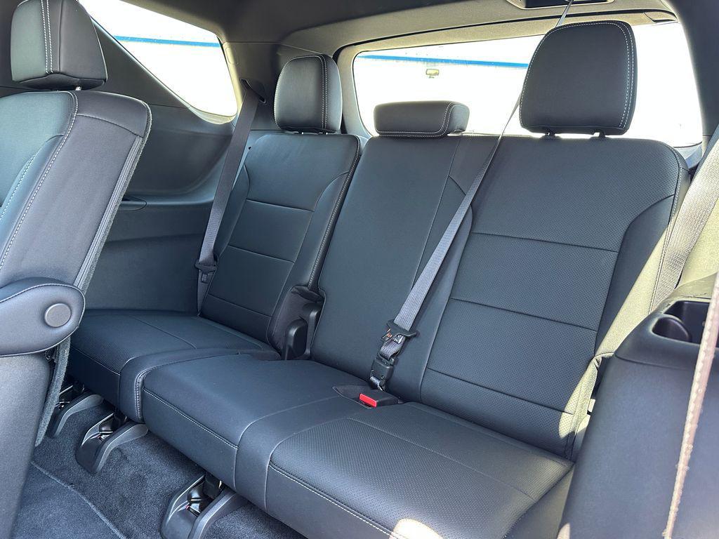 used 2026 Chevrolet Traverse car, priced at $44,076