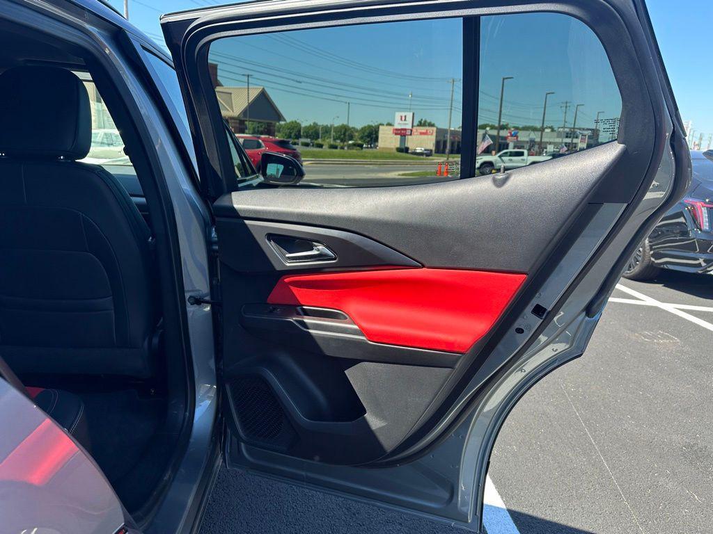 new 2025 Chevrolet Equinox EV car, priced at $43,569
