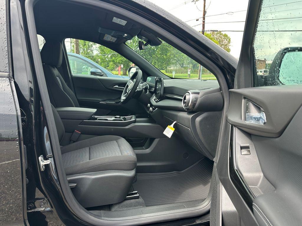 new 2026 Chevrolet Equinox car, priced at $31,964