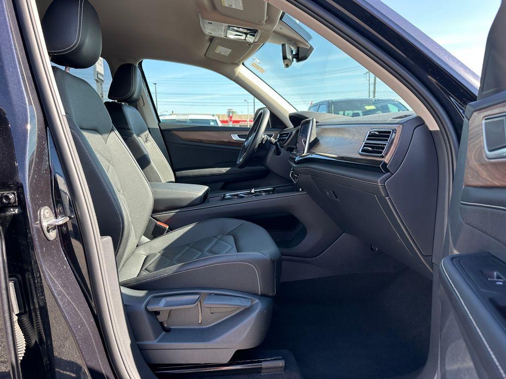 used 2026 Volkswagen Atlas car, priced at $41,776