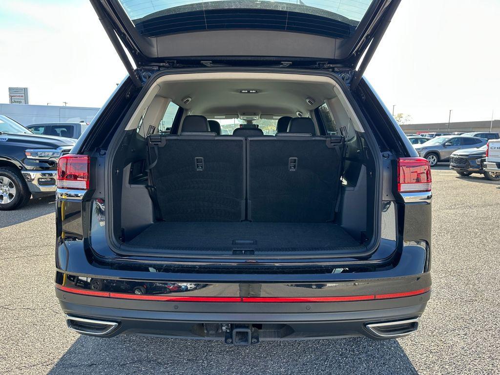 used 2026 Volkswagen Atlas car, priced at $41,776
