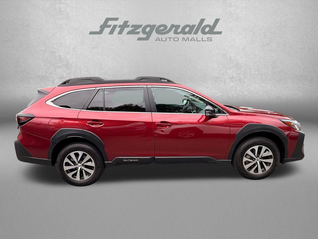 used 2025 Subaru Outback car, priced at $30,776