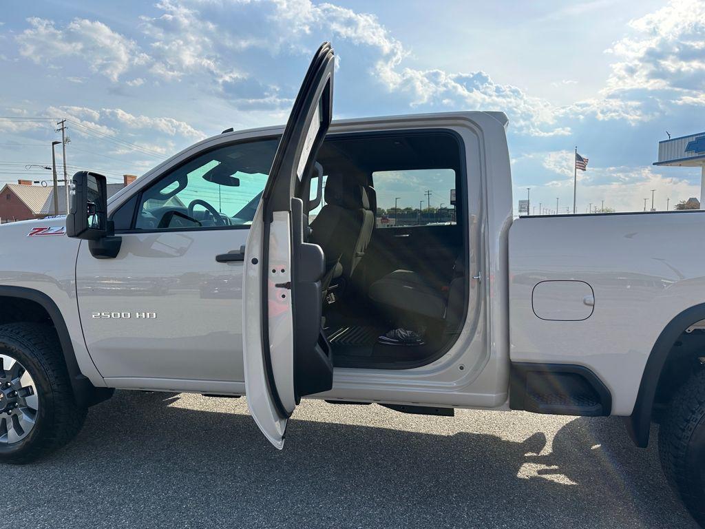 new 2026 Chevrolet Silverado 2500 car, priced at $66,759