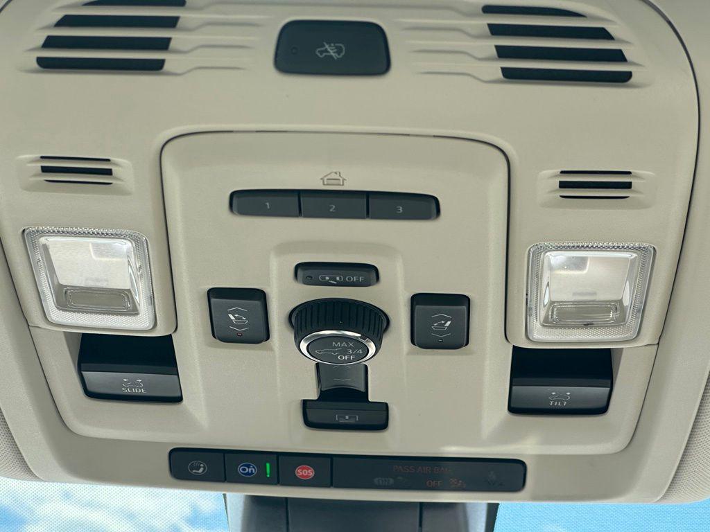 used 2021 GMC Yukon car, priced at $48,276