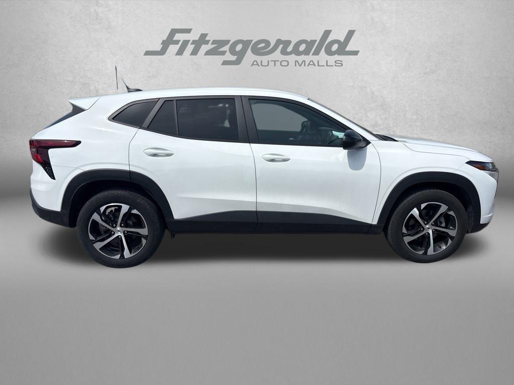 used 2024 Chevrolet Trax car, priced at $22,776