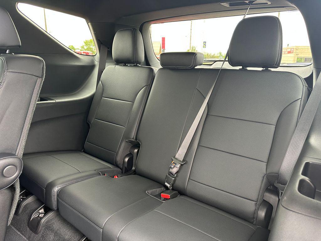 used 2026 Chevrolet Traverse car, priced at $43,776
