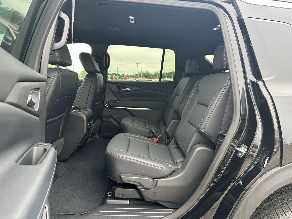 used 2026 Chevrolet Traverse car, priced at $43,776