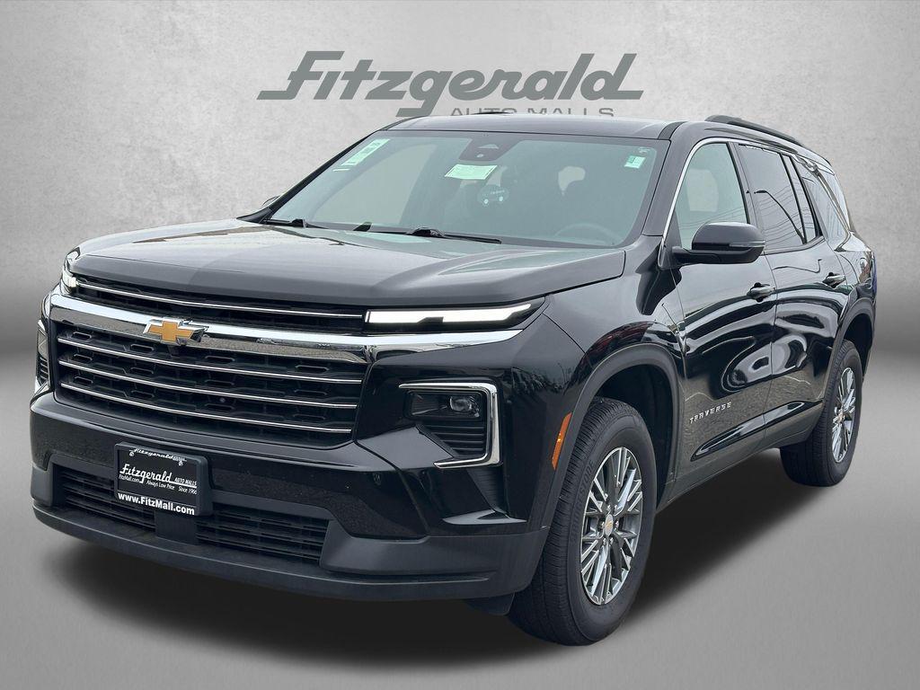 used 2026 Chevrolet Traverse car, priced at $43,776