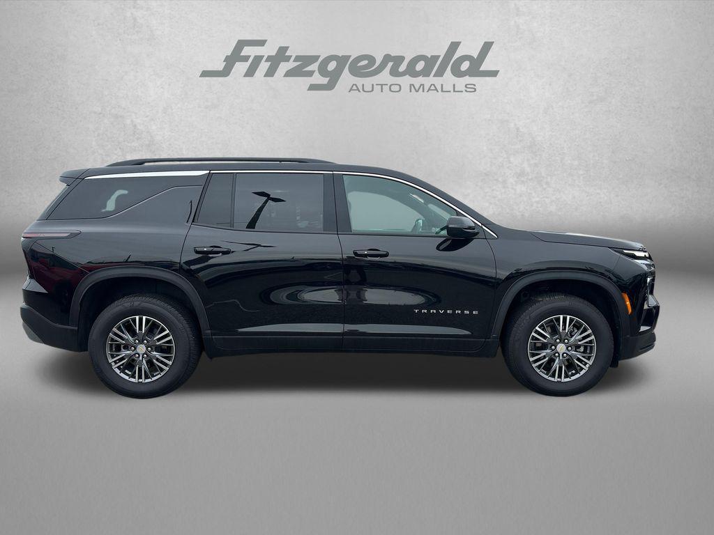 used 2026 Chevrolet Traverse car, priced at $43,776