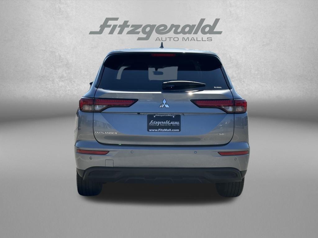 used 2024 Mitsubishi Outlander car, priced at $24,776