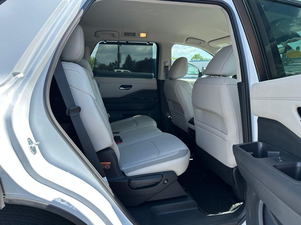 used 2025 Nissan Pathfinder car, priced at $37,776