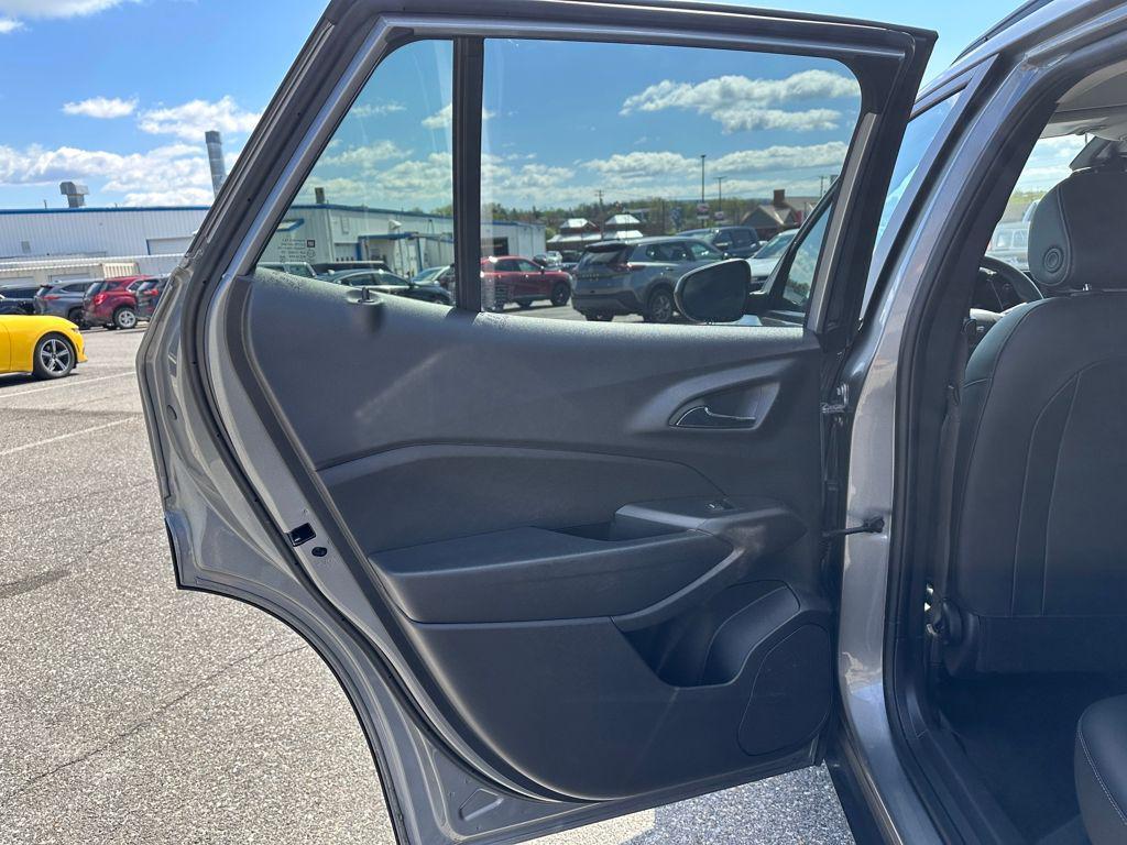 used 2025 Chevrolet Trax car, priced at $22,776