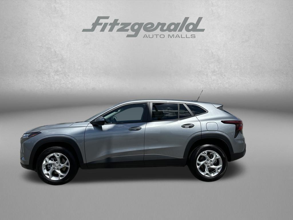 used 2025 Chevrolet Trax car, priced at $22,776