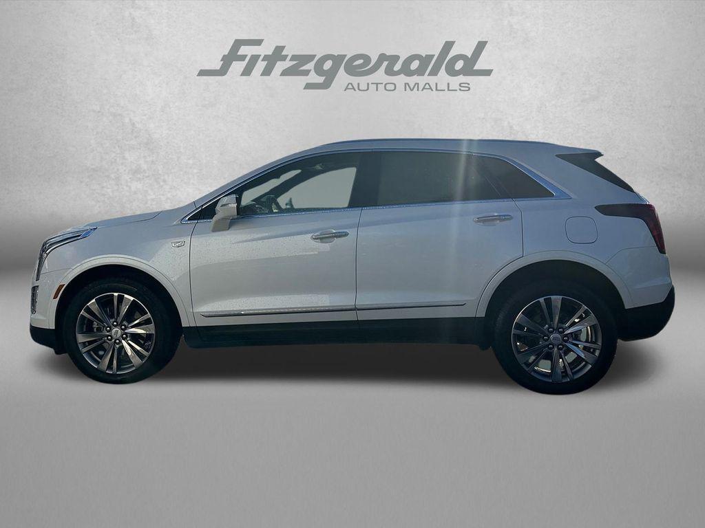 used 2025 Cadillac XT5 car, priced at $40,477