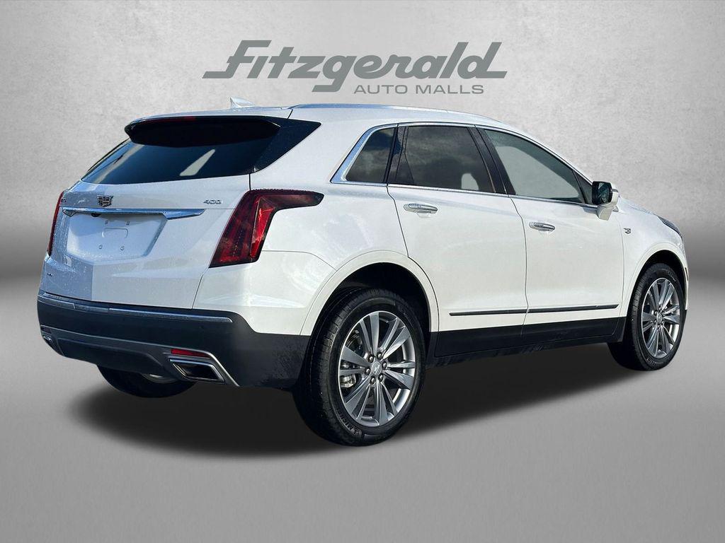 used 2025 Cadillac XT5 car, priced at $40,477