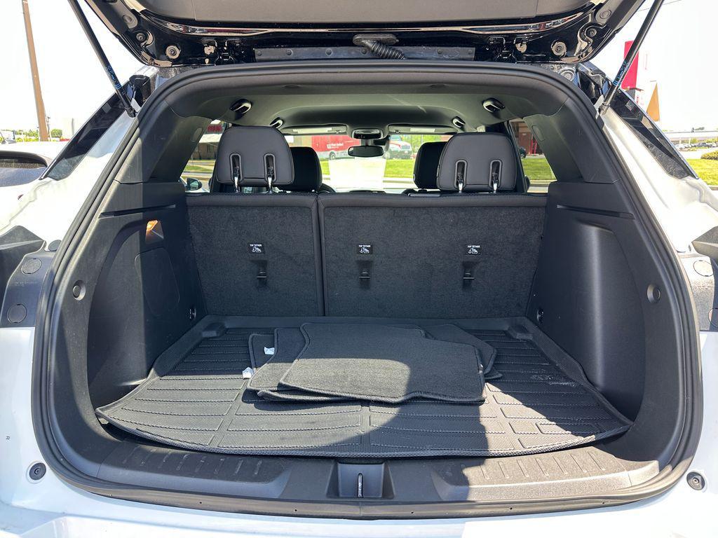 used 2023 Chevrolet TrailBlazer car, priced at $24,776