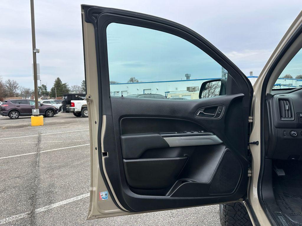 used 2022 Chevrolet Colorado car, priced at $32,776