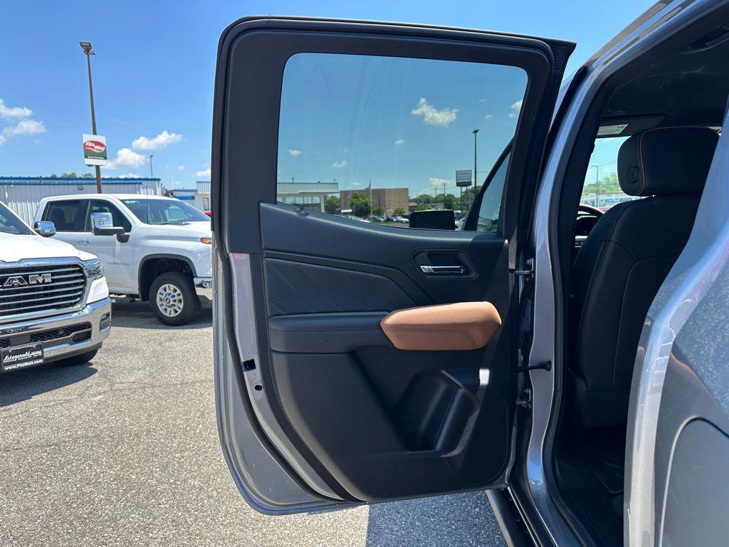 used 2025 GMC Canyon car, priced at $44,776