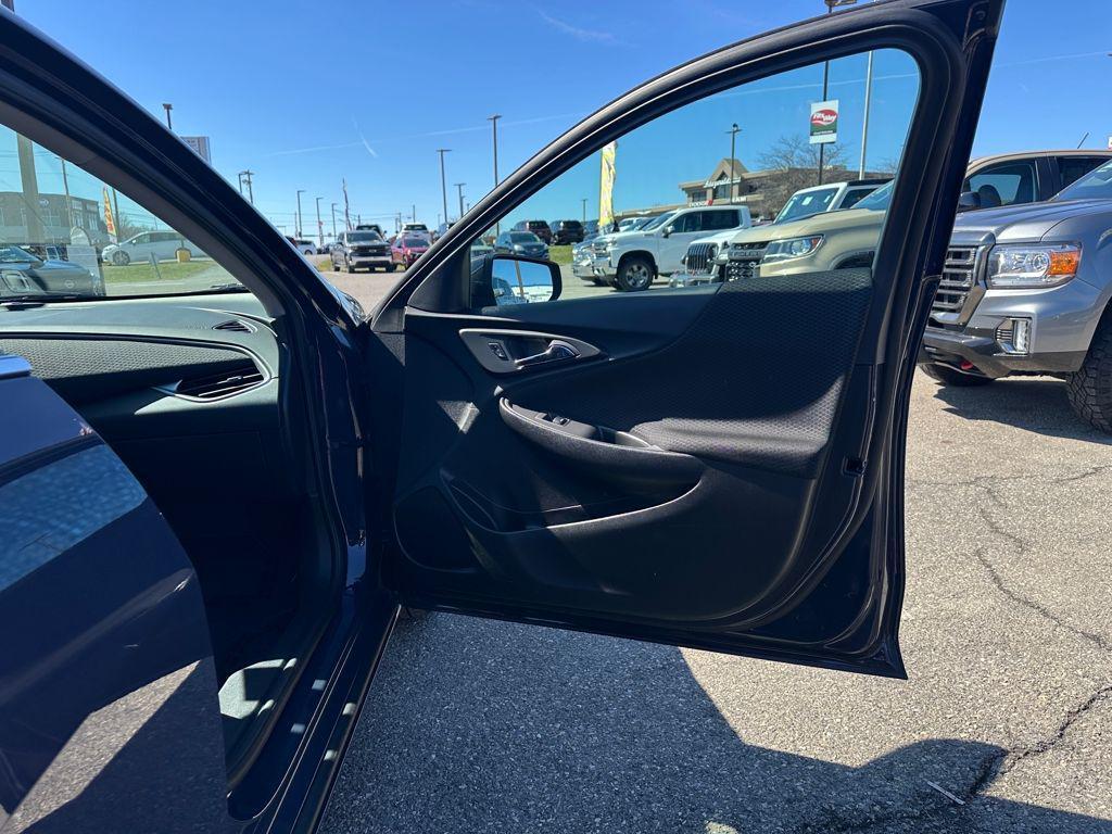 used 2025 Chevrolet Malibu car, priced at $21,276