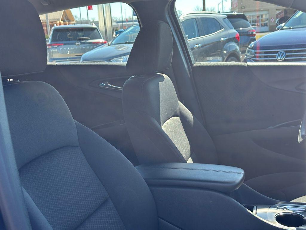 used 2025 Chevrolet Malibu car, priced at $21,276