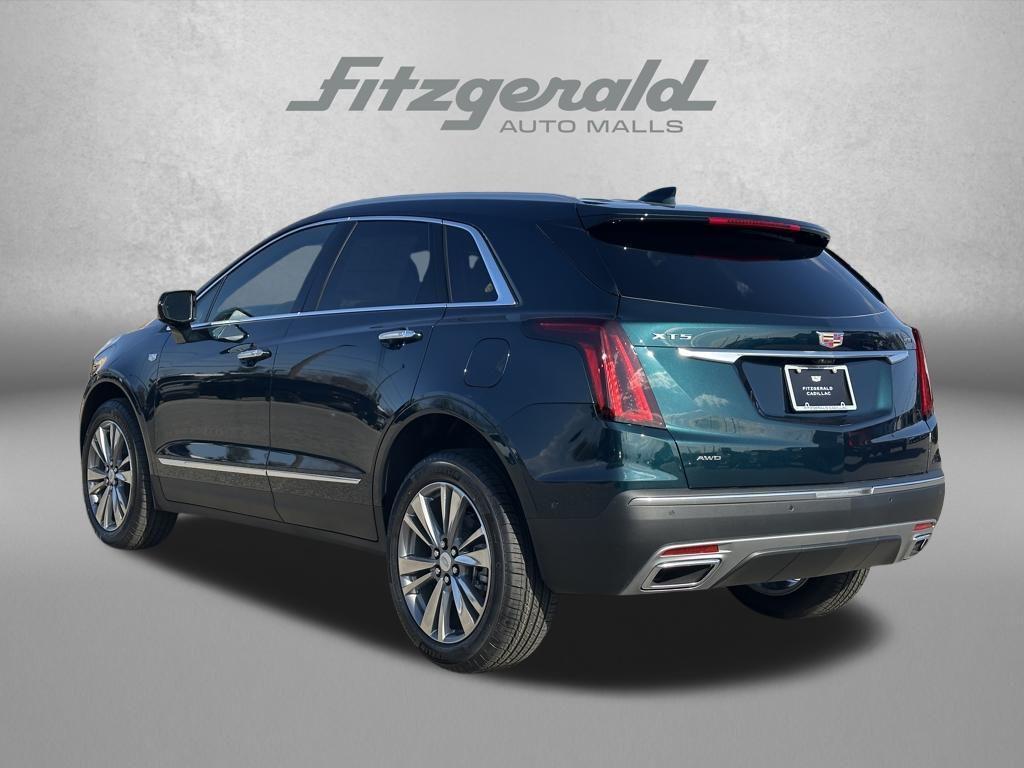 new 2026 Cadillac XT5 car, priced at $58,745
