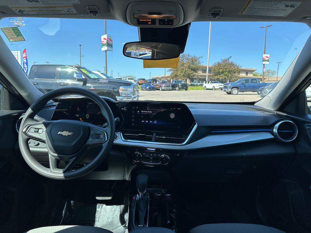 used 2025 Chevrolet Trax car, priced at $23,276