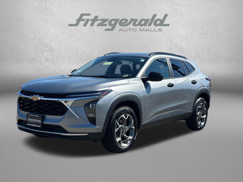 used 2025 Chevrolet Trax car, priced at $23,276