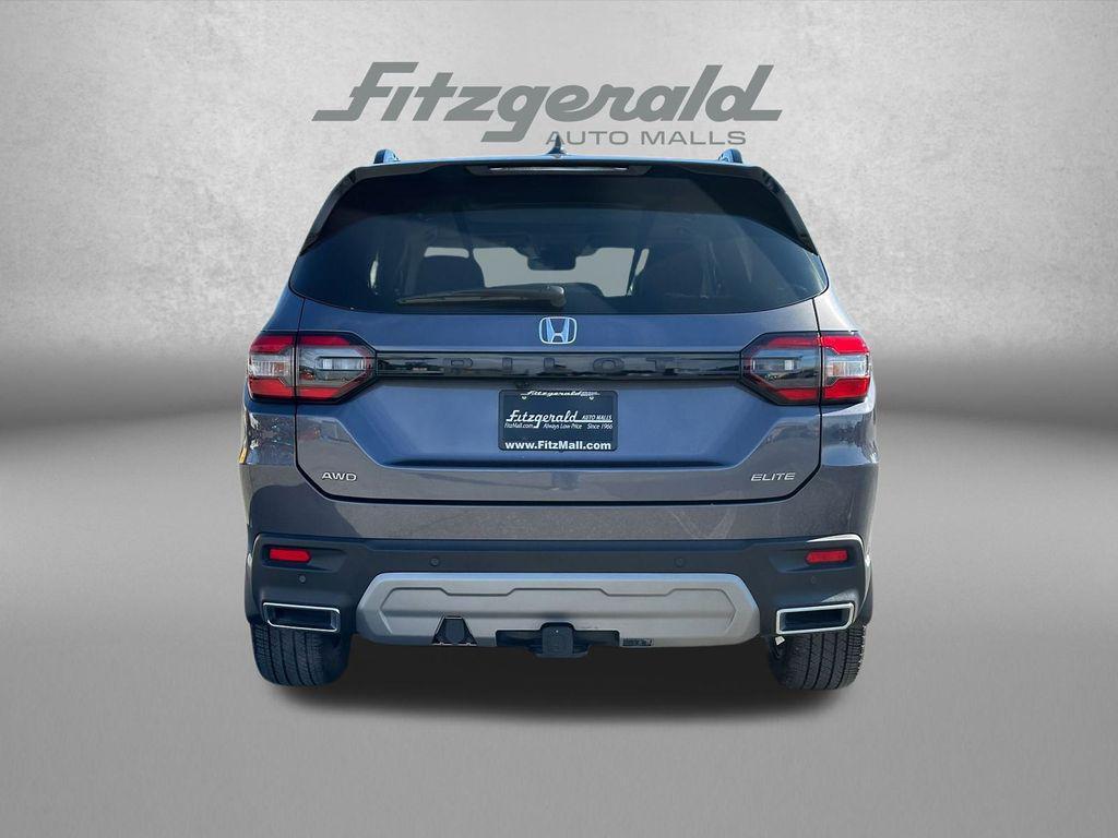 used 2025 Honda Pilot car, priced at $45,776