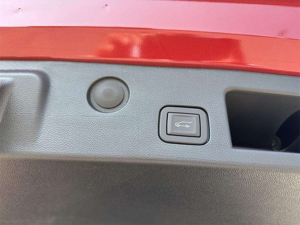 new 2026 Chevrolet Equinox car, priced at $31,906