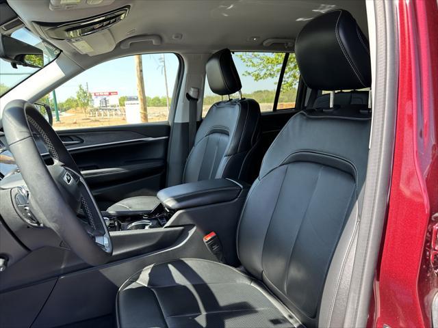 used 2023 Jeep Grand Cherokee car, priced at $27,477