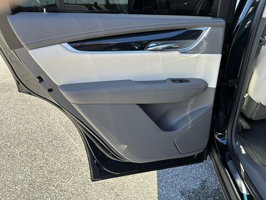 used 2024 Cadillac XT6 car, priced at $44,977