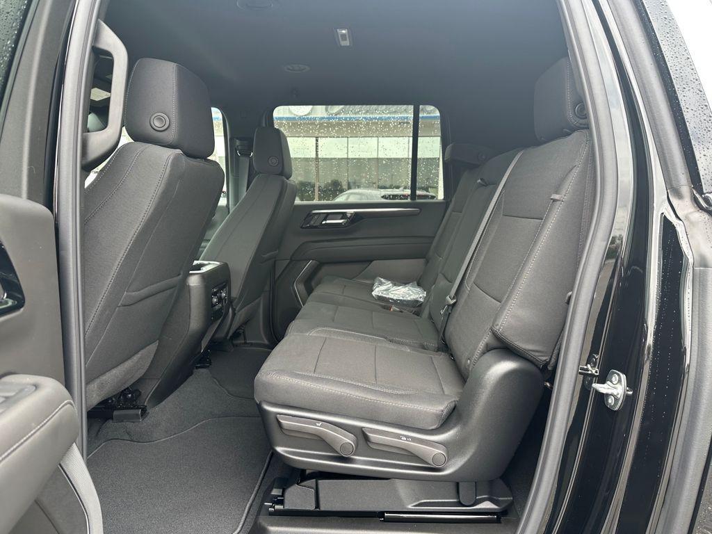 new 2026 Chevrolet Suburban car, priced at $71,159