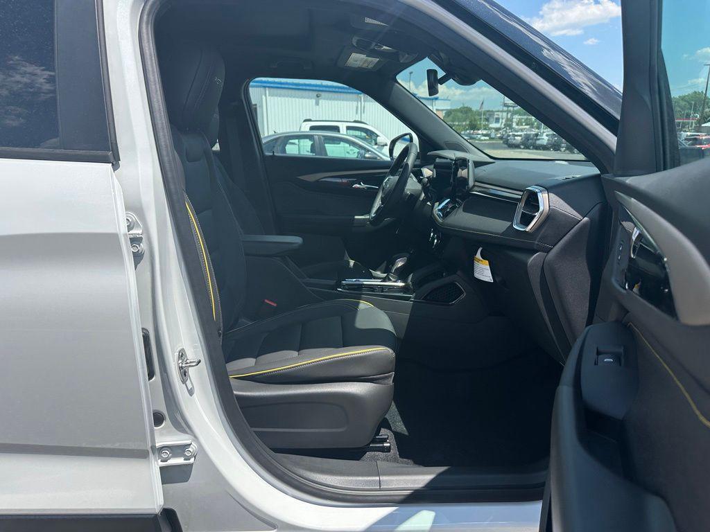 new 2026 Chevrolet TrailBlazer car, priced at $35,571