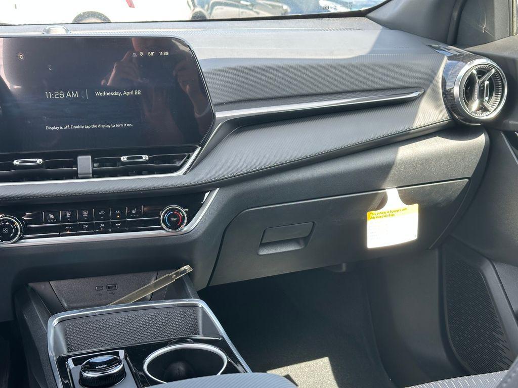 new 2026 Chevrolet Equinox car, priced at $34,504