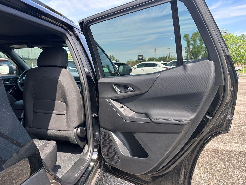 new 2026 Chevrolet Equinox car, priced at $34,504